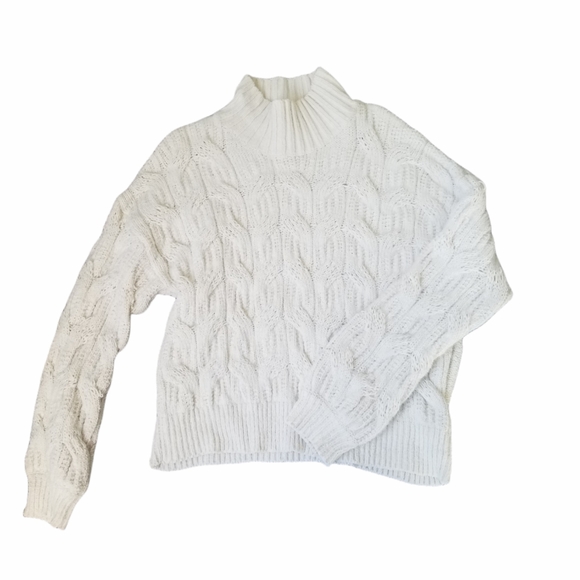 Time and Tru Sweaters - Time and Tru Oversized White Sweater